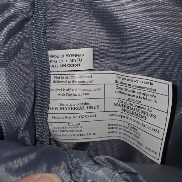 NEW Dell Pro 17" Laptop Backpack - NWT - Picture 11 of 11